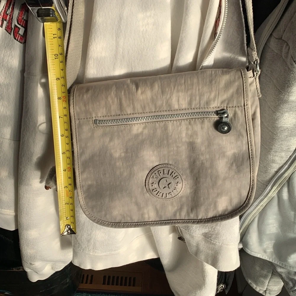 Gray Kipling Purse - Picture 12 of 16